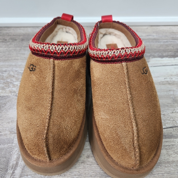 UGG Brown Suede Slippers with Red Stitching - Picture 8 of 8